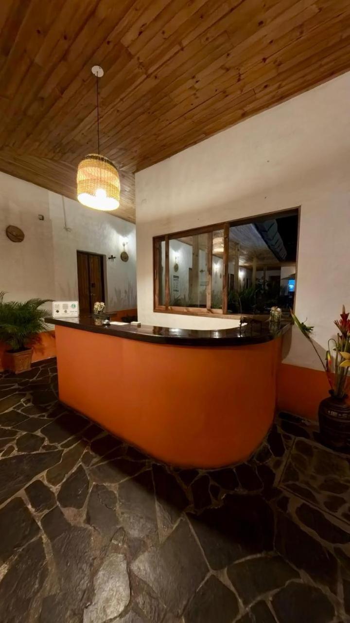 Hotel Alcazar Real Utica 外观 照片